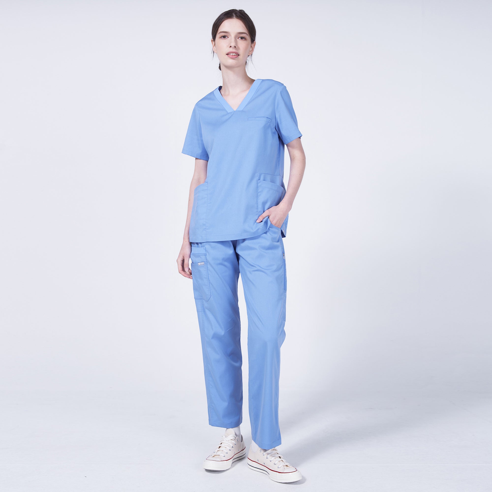 Ila Carina / Seven-Pocket Scrub Pants